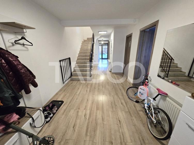 Duplex cu 5 camere cu Canalizare în Arhitecților - Calea Cisnădiei