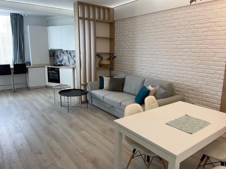 Apartament  2 camere prima linie la mare lux - 1