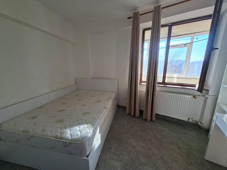 Colentina, Rau, stradal, vav Mc. Donald' s, Parc Plumbuita - 4