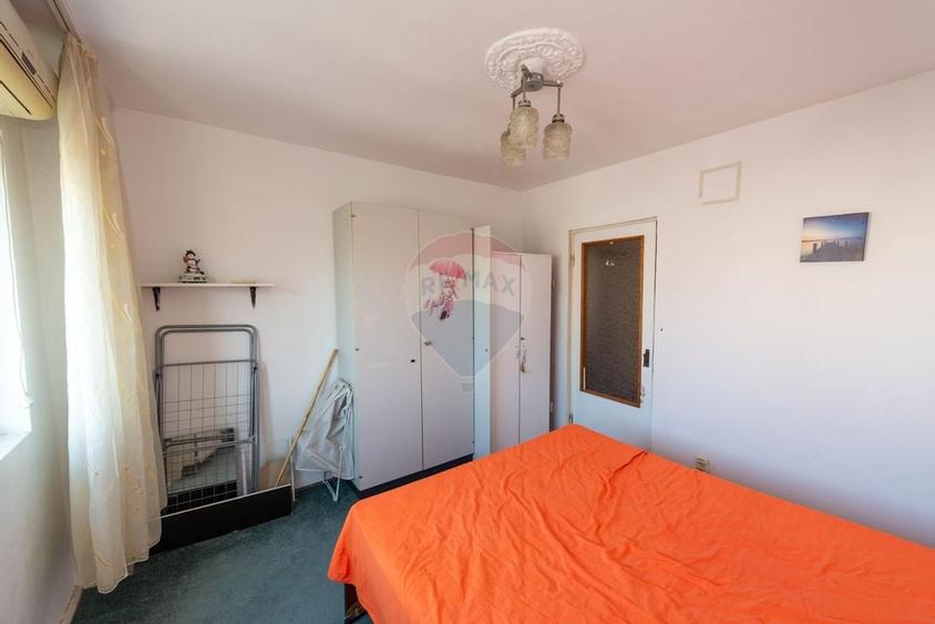 Apartament decomandat cu 2 camere de vanzare in zona Titan Salajan - 9