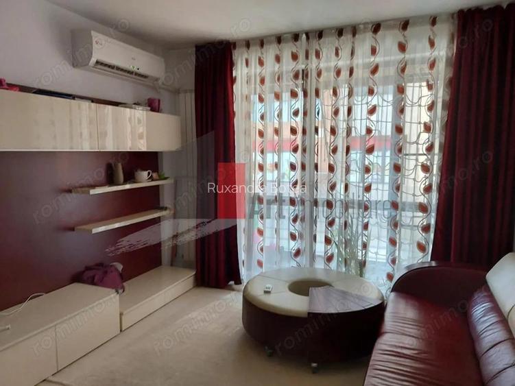Inchiriere apartament 3 camere in complex Apusului Residence