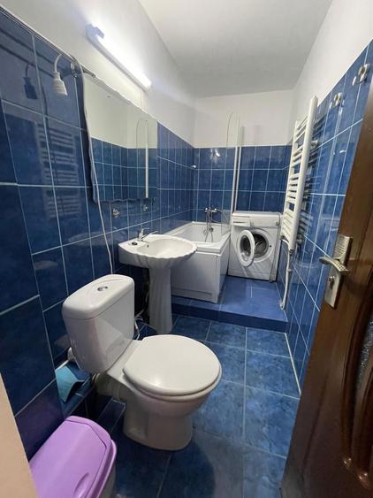 Inchiriez apartament 2 camere Apartamentul este complet mobilat si utilat. Detine - 3