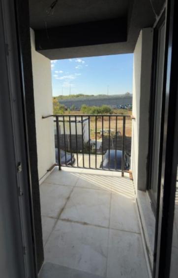 Apartament cu 3 camere decomandat în Prelungirea Ghencea