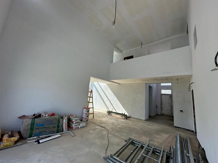 Casă unifamilială premium, arhitectură contemporană - 10