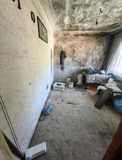 URGENT!!! Vand apartament 73,33 mp, 4 camere, Petrila, 8 Martie - 5