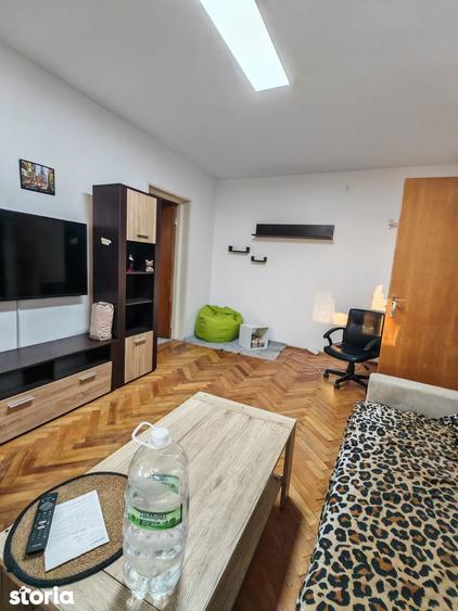 Apartament 2 camere Craiovei, etaj 2, centrala termica, confort 1 - 1