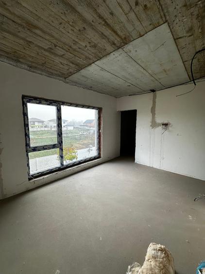 Casa premium P+1+M. 5 cam. Util 243mp. Teren 275mp - 8