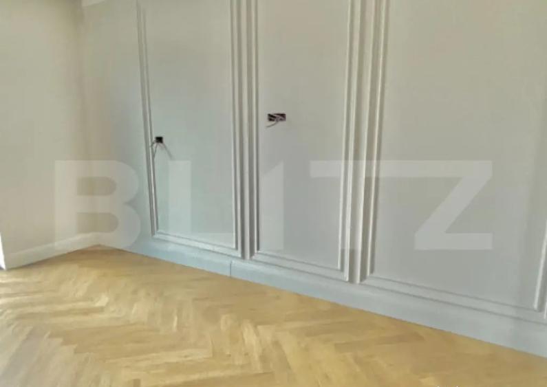 Apartament cu 3 camere Superb, Etaj 1, 70 mp utili, loc de p - 5