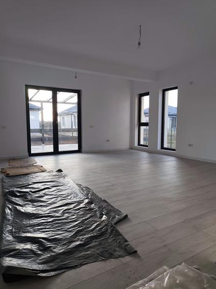 FARA COMISIOANE in Gulia casa cu 4 camere 2 bai terasa PARTER+pod placa la cheie - 23