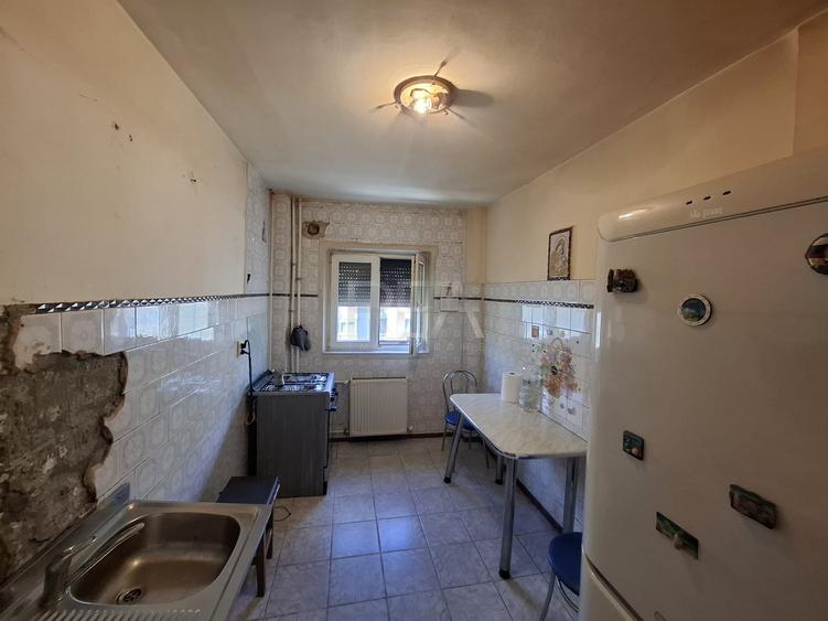 2 camere, et 6/10, bloc 1980, 58 mp-Gorjului - 9