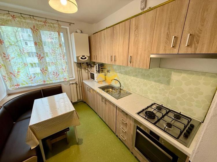 2 camere semidecomandate, balcon, Zona Centrala, Piata Abator, Lukoil - 5