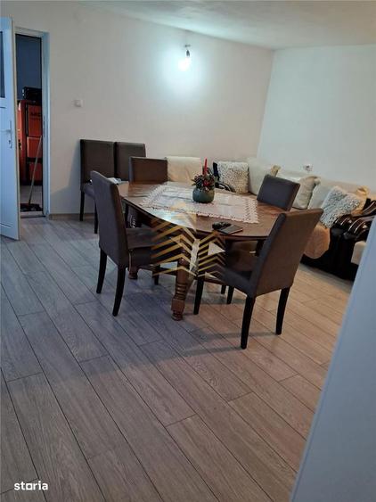 Casa De Vanzare | 5 Camere | Livezile - 10