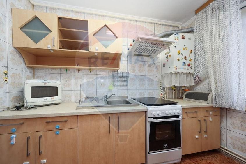 Apartament cu 3 camere de v&acirc;nzare &icirc;n zona Calea Bucuresti - 13