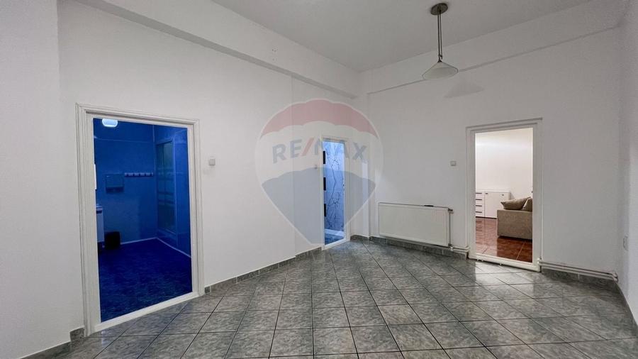 Spatiu comercial cu suprafata de 142.8mp de vanzare in Braila - 8