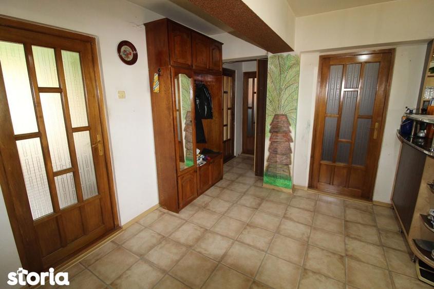 Vand apartament 4 camere in Hunedoara, Micro1-Bd. Liberta?ii, 103mp... - 16
