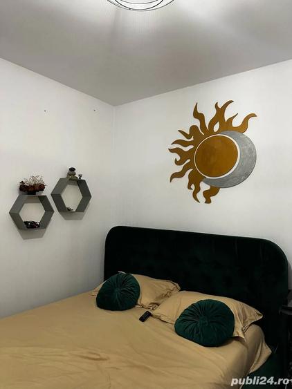 Vand apartament 3 camere - zona Liceu Economic - 1