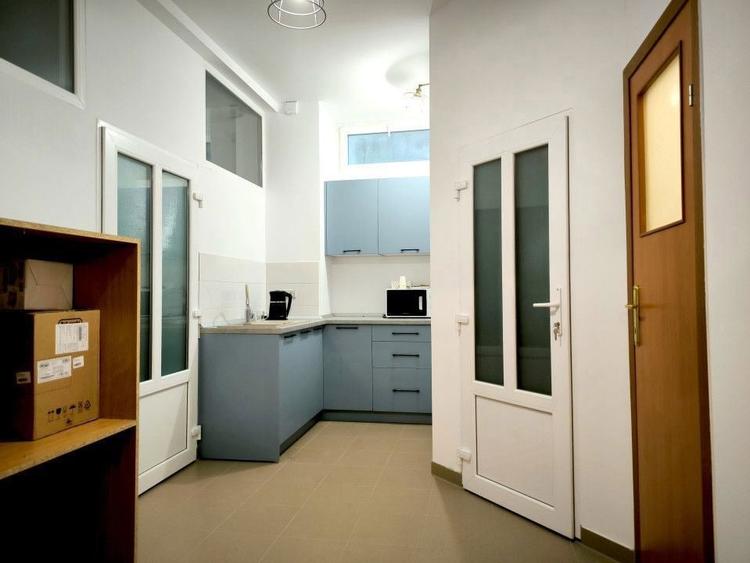 Spatiu Comercial Micalaca, Malul Muresului, zona 300 vizavi UAV - 8