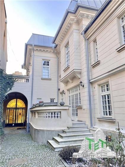 Vanzare vila interbelica reconsolidata si renovata in zona Armeneasca - 11