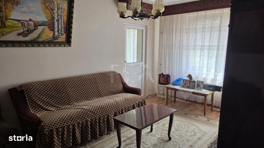 4 camere, 1/8, anvelopat, bloc 1982, 90mp-Gorjului - 1