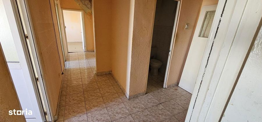 Faleza Nord , 3 camere ,2 balcoane - 4