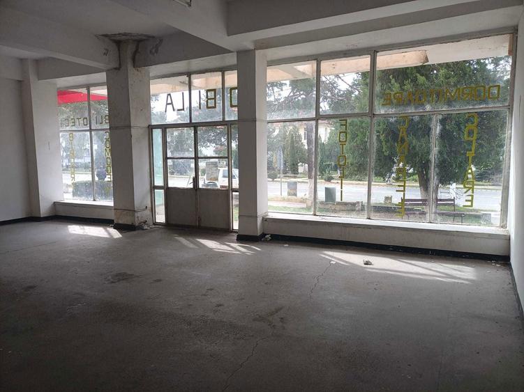 Inchiriez Spatiu Comercial in Bumbesti-Jiu, str Parangului - 2