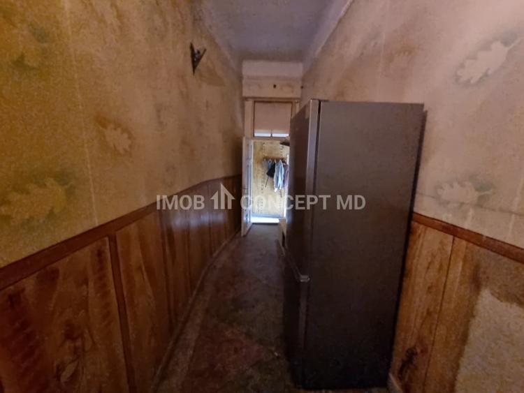 Vanzare casa 4 camere si teren de 700 mp in zona Marasesti - 10