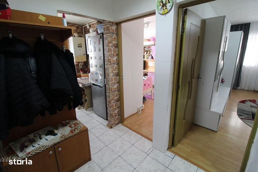 Vand apartament 4 camere in Hunedoara, M7-Trandafirilor, parter inalt - 9