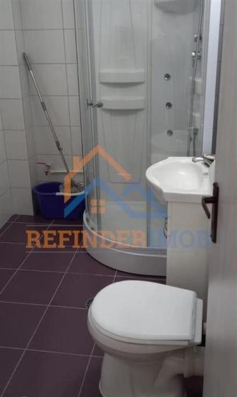 Casa P+1E+M (spatiu comercial inclus) sector 4 - 13