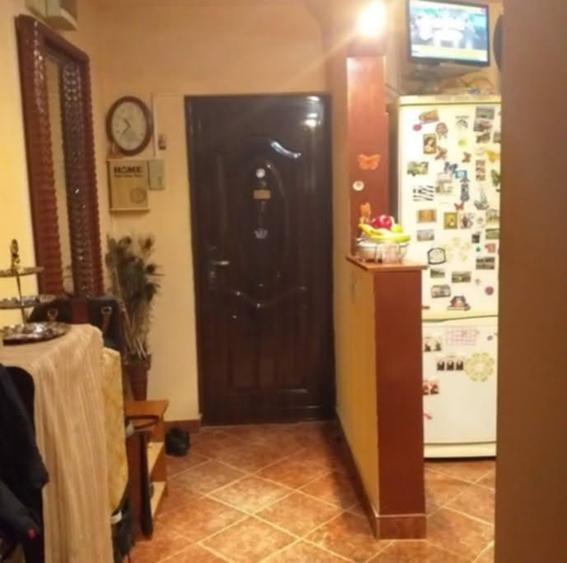 Vând apartament  2 camere - 1