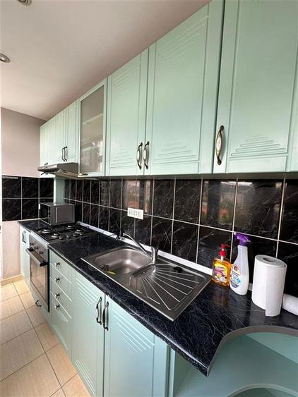 Inchiriere Apartament cu 3 camere Decomandat Nicolina 1 - 12