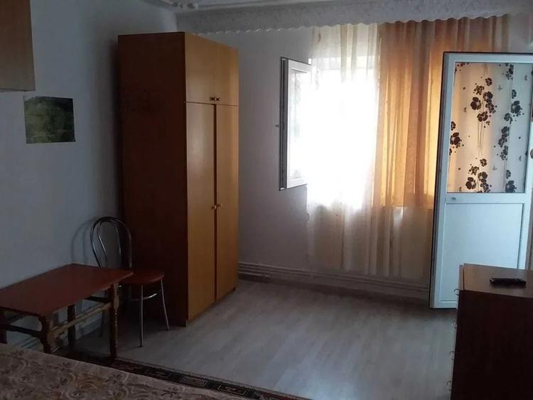 Garsoniera, etajul 2/4, zona Tatarasi - 2