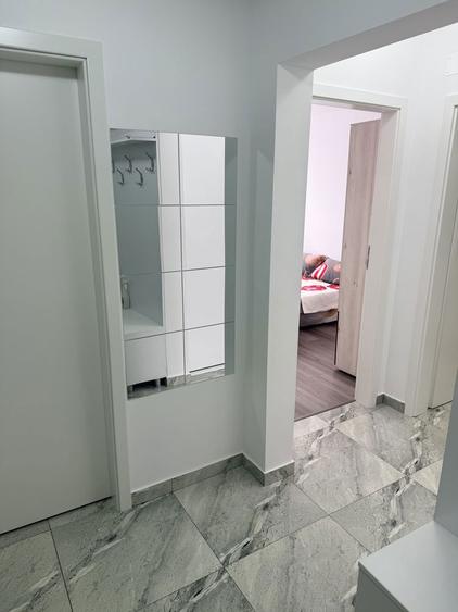 Inchiriez apartament 2 camere brazda rocada - 2