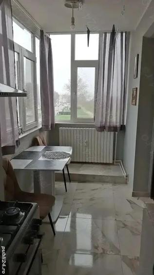 Garsoniera decomandata Zona Far , Constanta - 3