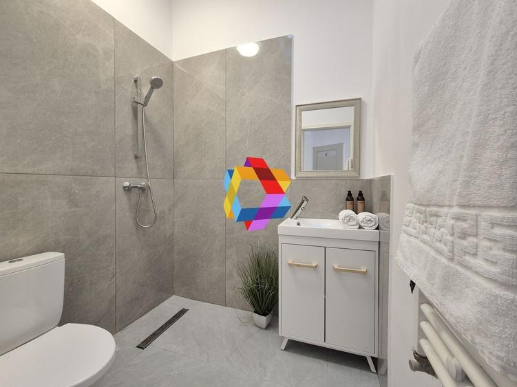 Casa de vânzare zona Centrală - 225 mp - 15