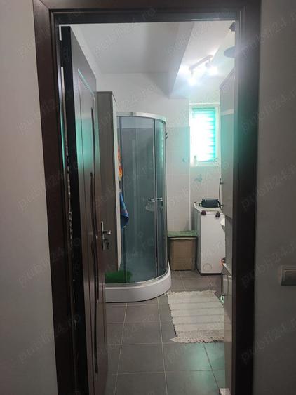 proprietar vand garsoniera mobilata, spatioasa, decomandata, loc de parcare inclus in pret - 9