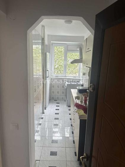 Apartament 3 camere Giurgiului Apartament 3 camere Giurgiului