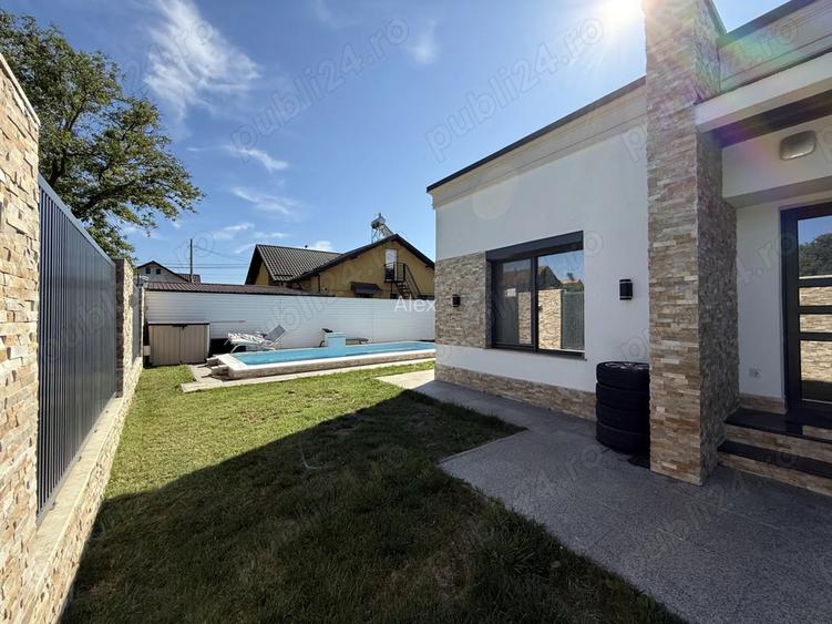 Casa cu piscina in Zavoi