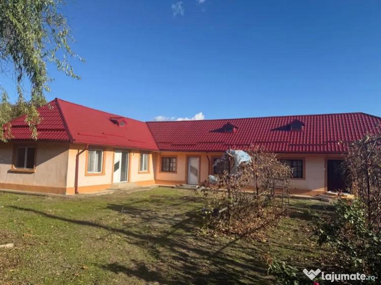 OCAZIE Casa 133 mp utili, 3300 mp teren, Ciutura Comision ZE - 1