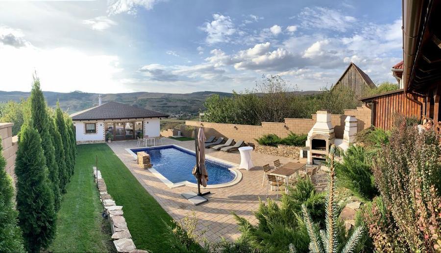 Casa + locuinta secundara de vanzare, 772mp teren, Blaj, cartier Hula - 1