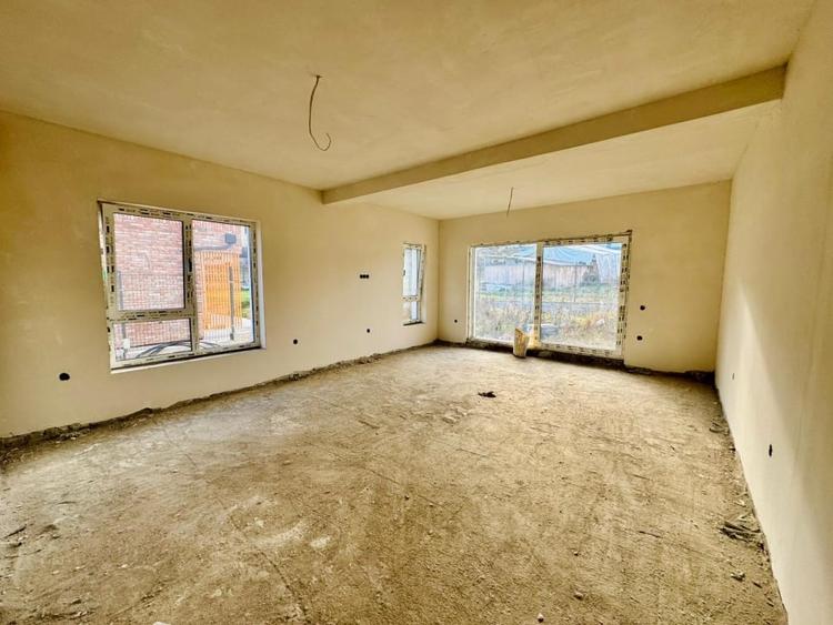 Duplex modern de vanzare in Floresti – Strada Narciselor | Gradina generoasa - 2