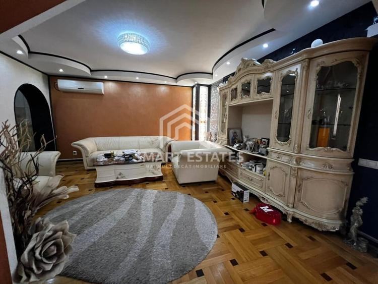 Aparatorii Patriei - Vila cu 5 Camere - Comision 0% - 6