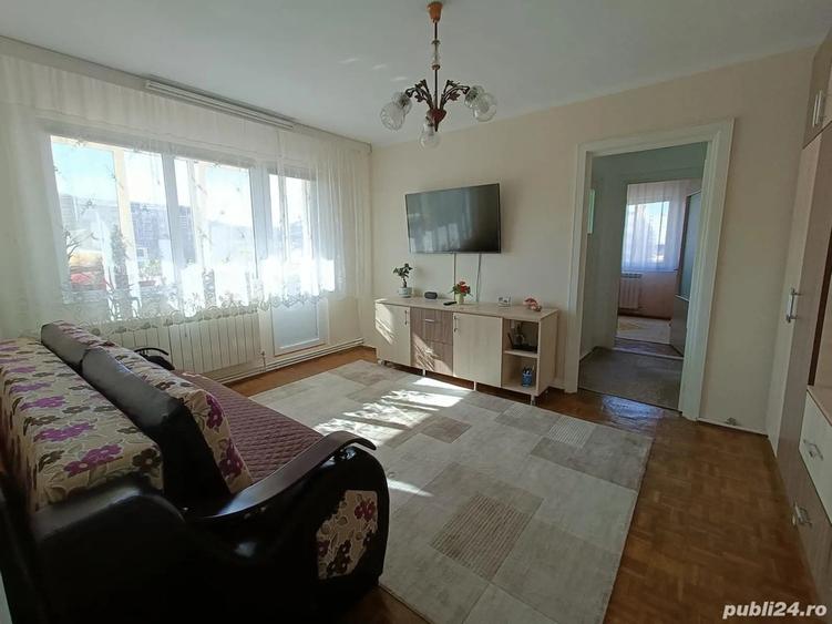 Persoana fizica vand apartament 2 camere zona Victoria - 2