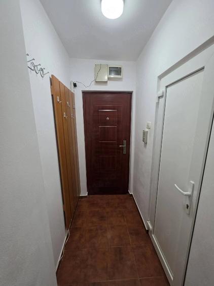 Inchiriez apartament cu 3 camere aproape de Iulius Mall - 2