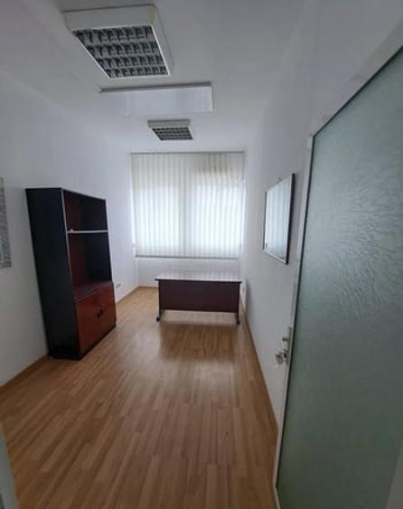 Zona Industriala, imobil birouri, P+1 - 11