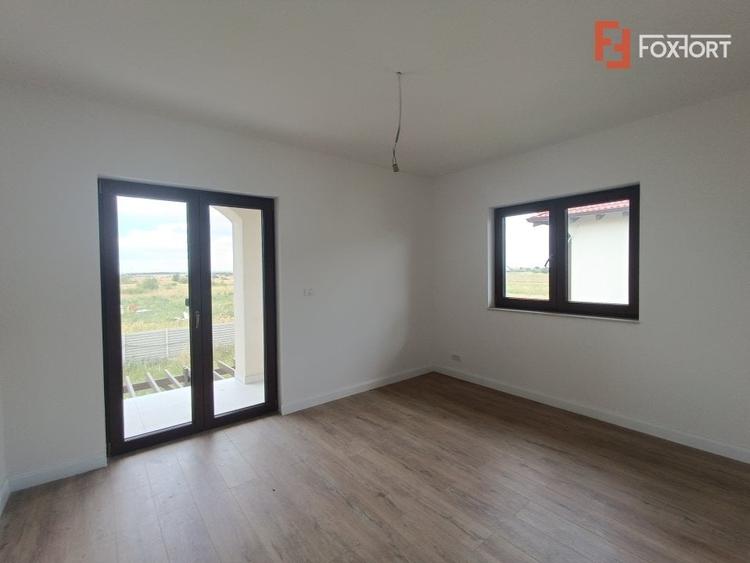 Casa individuala cu 4 camere de vanzare in Mosnita Noua - 11