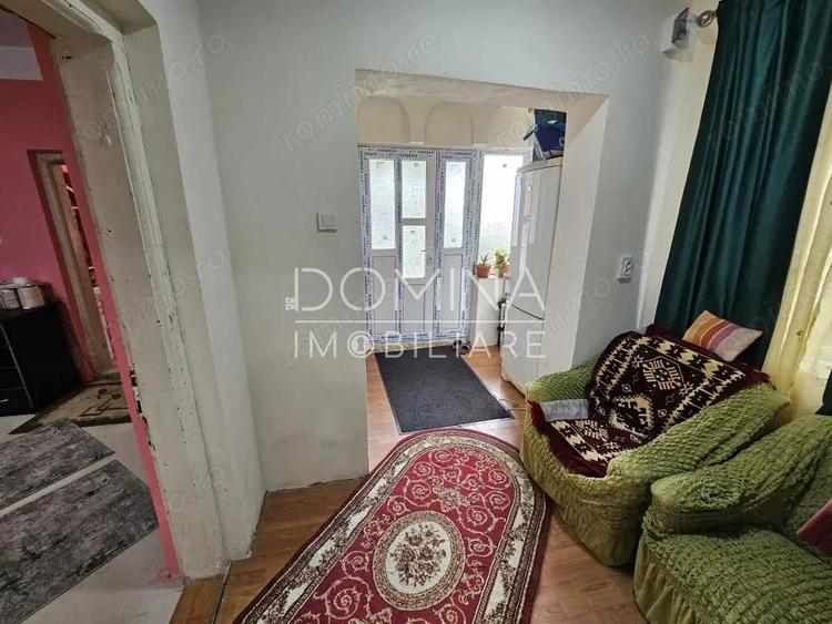 Vanzare proprietate, situata in Targu Jiu, strada Victoriei - zona peco MOL - 1