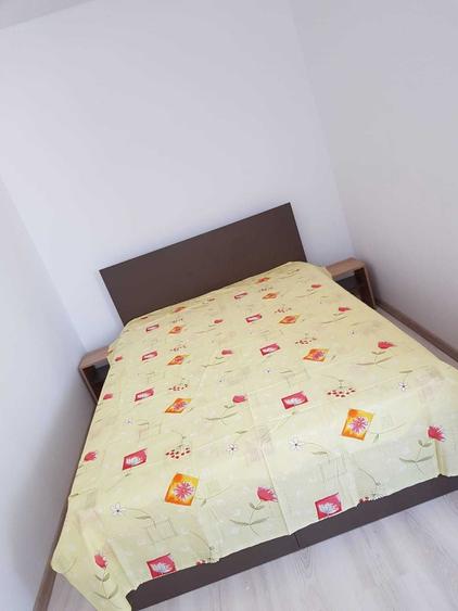 Vand apartament 2 camere renovat - 1