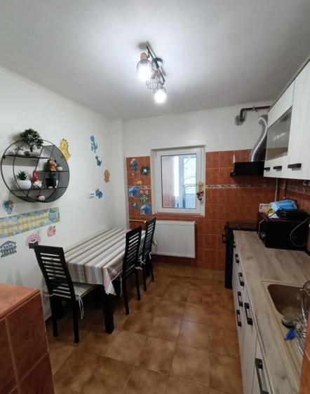 2 camere, decomandat, et 2/4, 55 mp, bloc 1982-Gorjului - 2