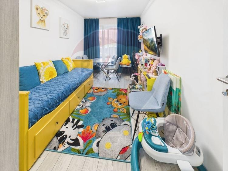 Apartament 3 camere - Titan,  balcon generos și 2 locuri de parcare - 4