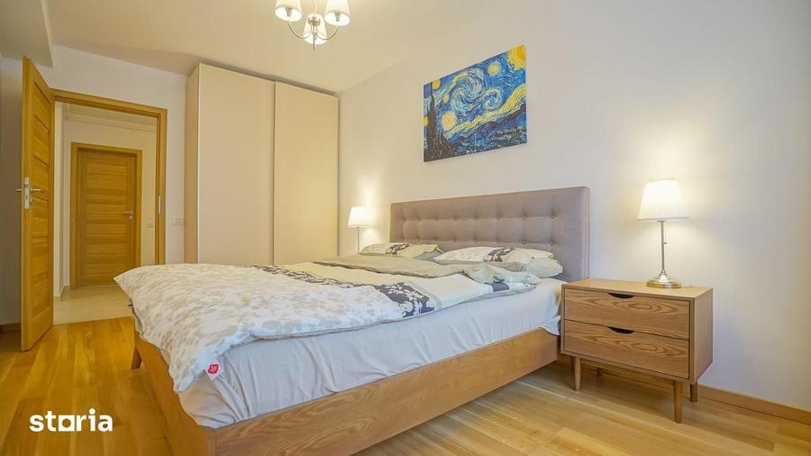 Apartament cu 2 camere decomandat în Tractorul